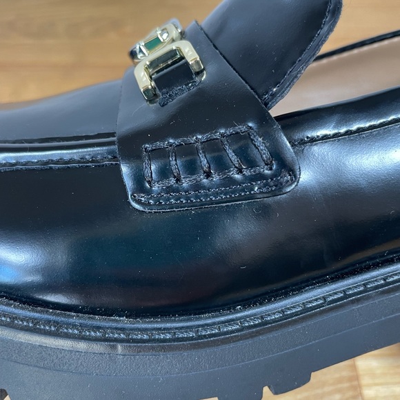 Sam Edelman Black Patent Leather Loafers with Gold Chain - Picture 12 of 16